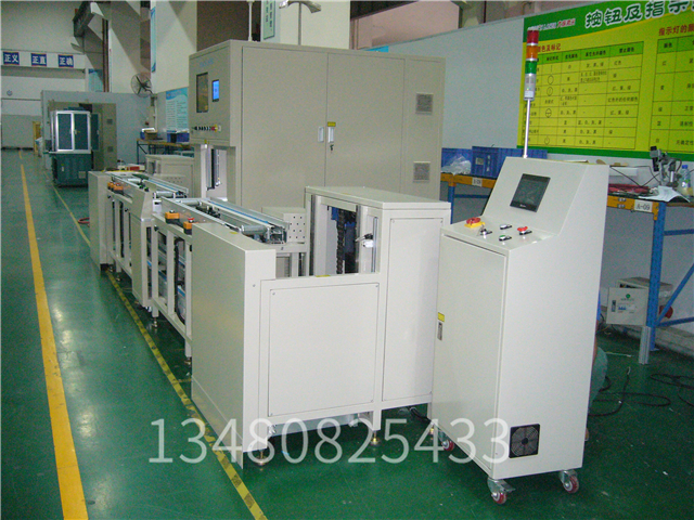 上下返板組裝線